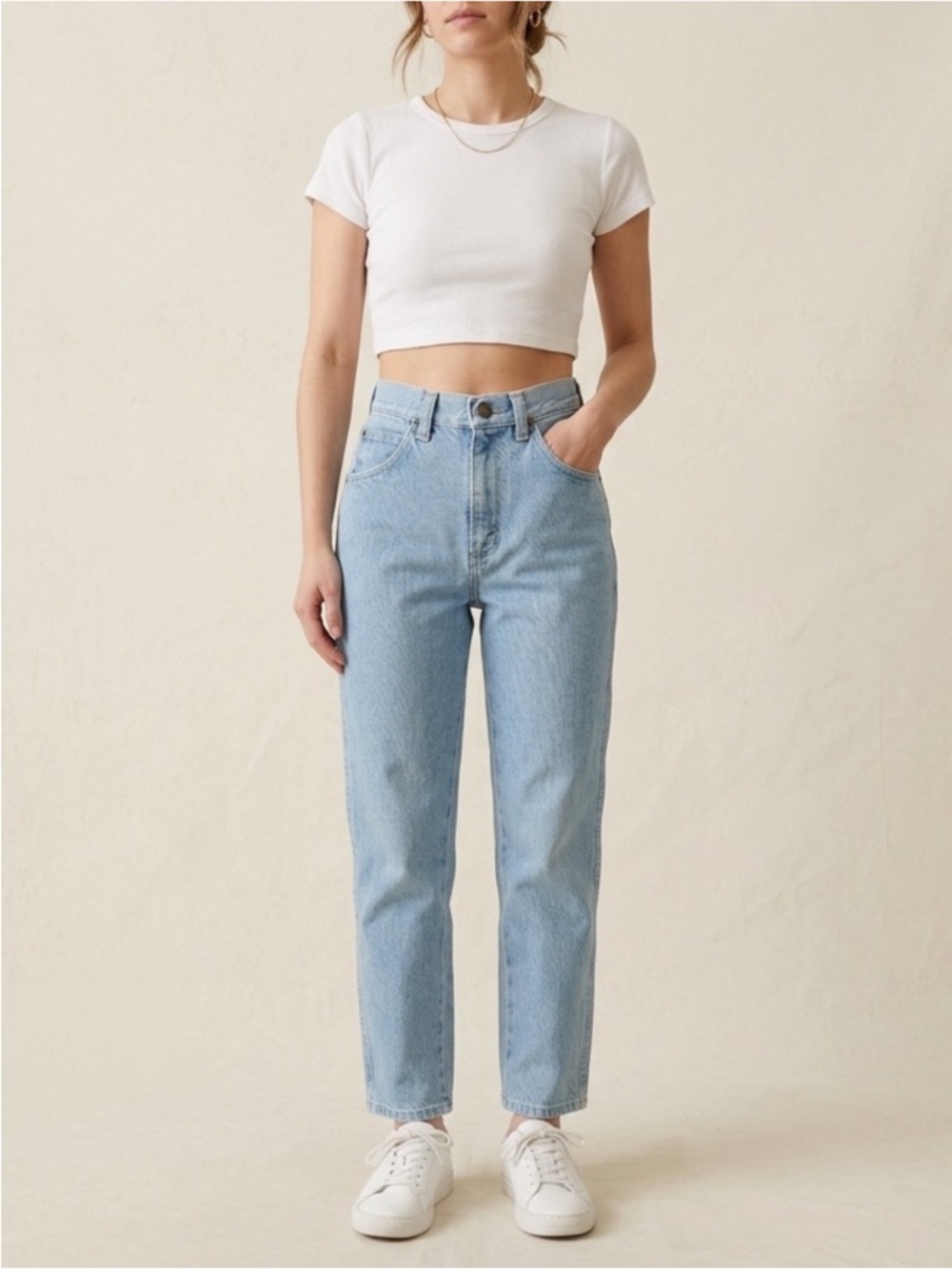 Light Wash High-Rise Straight Jeans - Women's
